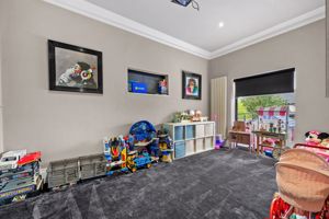 Photo 14- click for photo gallery